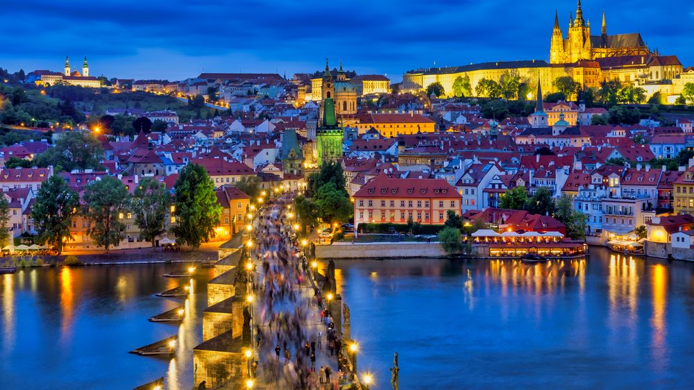 Český krumlov to Prague image